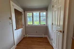 7 Cottage Ave, Roxbury Township, NJ 07850 - Photo 10
