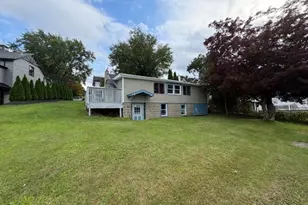 7 Cottage Ave, Roxbury Township, NJ 07850 - Photo 4