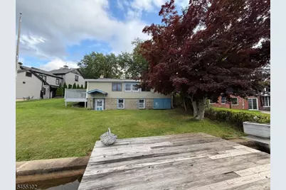 7 Cottage Ave, Roxbury Township, NJ 07850 - Photo 6