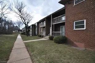 18 Deanna Dr, Hillsborough Township, NJ 08876 - Photo 2