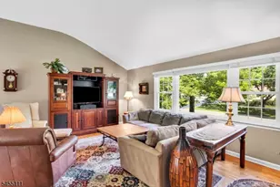 50 Meadowbrook Rd, Randolph Township, NJ 07869 - Photo 14