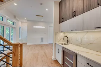 67 Falcon Rd, Livingston, NJ 07039 - Photo 20