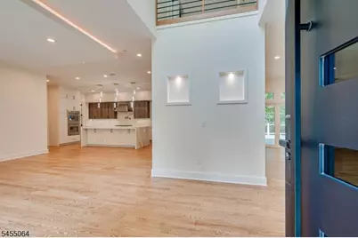 67 Falcon Rd, Livingston, NJ 07039 - Photo 6