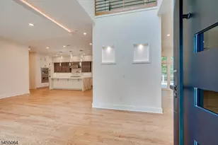 67 Falcon Rd, Livingston, NJ 07039 - Photo 6