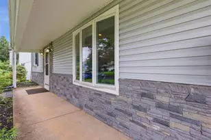7 Conerly Rd, Franklin Township, NJ 08873 - Photo 2