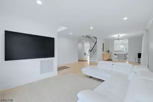 458 Lehigh Ave, Union Township, NJ 07083 - Photo 6