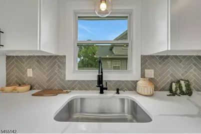 1534 Julian Ter, Union Township, NJ 07083 - Photo 4