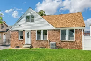 1534 Julian Terrace, Union Township, NJ 07083 - Photo 2