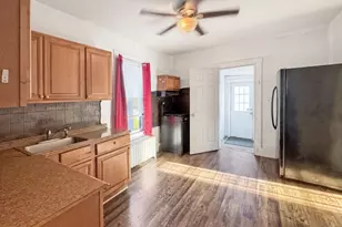 62 Summit Ave, Phillipsburg, NJ 08865 - Photo 2