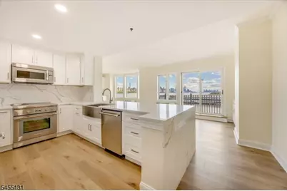 6315 City Pl #315, Edgewater, NJ 07020 - Photo 32