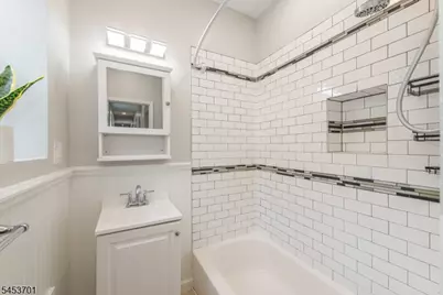28 Mission St #2, Montclair, NJ 07042 - Photo 18