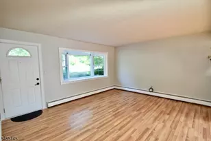 130 Brooklyn-Stanhope Rd, Hopatcong, NJ 07874 - Photo 4