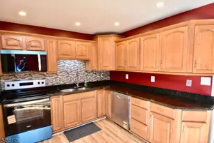 130 Brooklyn-Stanhope Rd, Hopatcong, NJ 07874 - Photo 8