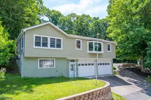 335 Elmira Trail, Hopatcong, NJ 07843 - Photo 2