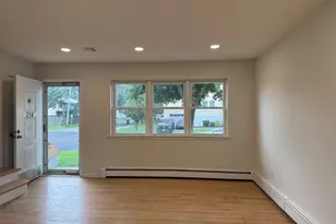 754 Walnut St, Dunellen, NJ 08812 - Photo 2