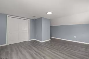 48 Farmingdale Rd, Woodbridge Township, NJ 08863 - Photo 28