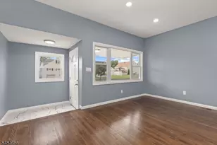 48 Farmingdale Rd, Woodbridge Township, NJ 08863 - Photo 4