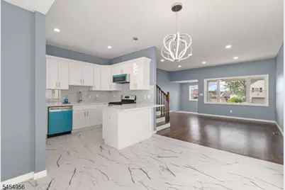 48 Farmingdale Rd, Woodbridge Township, NJ 08863 - Photo 10