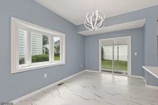 48 Farmingdale Rd, Woodbridge Township, NJ 08863 - Photo 8