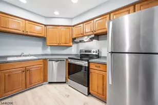 150 Jamestown Rd, Bernards Township, NJ 07920 - Photo 10