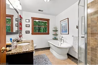 194 Andover Rd, Sparta Township, NJ 07871 - Photo 8