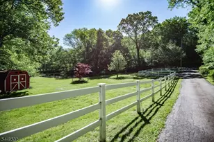 194 Andover Rd, Sparta Township, NJ 07871 - Photo 2