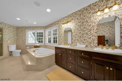 26 Pruner Farm Rd, Tewksbury Township, NJ 08833 - Photo 24