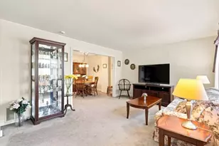 28 Tudor Pl, Mount Olive, NJ 07828 - Photo 4