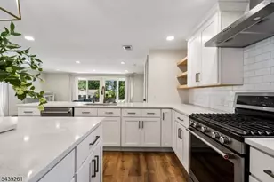 101 Peachcroft Dr, Bernardsville, NJ 07924 - Photo 40