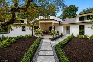 101 Peachcroft Dr, Bernardsville, NJ 07924 - Photo 4