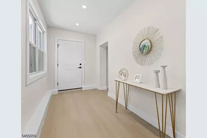 72 Allentown Rd, Parsippany, NJ 07054 - Photo 4