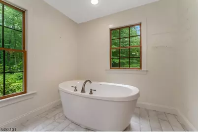 21 Finn Rd, Union Township, NJ 08867 - Photo 18