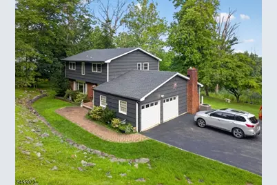 57 Longview Dr, Green Brook Township, NJ 08812 - Photo 32