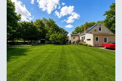 538 Cicilia Pl, Scotch Plains Township, NJ 07076 - Photo 16