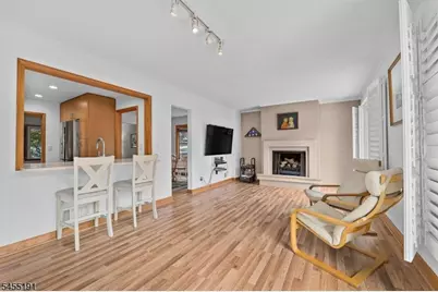17 Westland Rd, Verona, NJ 07044 - Photo 8