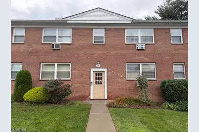 36 Knox Ter #1C, Wayne, NJ 07470 - Photo 1