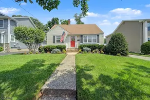91 Lynwood Rd, Verona, NJ 07044 - Photo 2