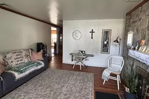 492 Booth Ct, Rahway, NJ 07065 - Photo 2