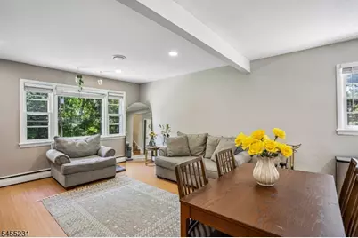 89 Knolls Rd, Bloomingdale, NJ 07403 - Photo 10