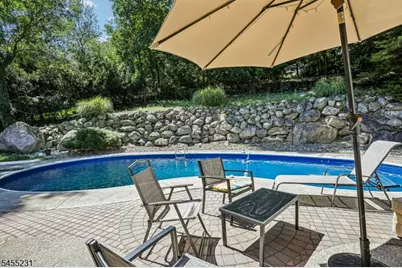 89 Knolls Rd, Bloomingdale, NJ 07403 - Photo 34