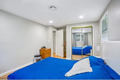 89 Knolls Rd, Bloomingdale, NJ 07403 - Photo 20