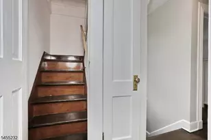 142 Wyckoff, Waldwick, NJ 07463 - Photo 28
