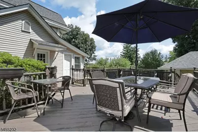 142 Wyckoff, Waldwick, NJ 07463 - Photo 34