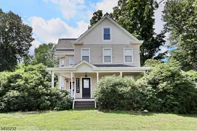 142 Wyckoff, Waldwick, NJ 07463 - Photo 1