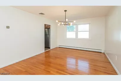 44 Daniels Dr, Clifton, NJ 07013 - Photo 16