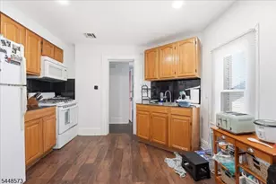 274 Crawford Terrace, Union Township, NJ 07083 - Photo 4