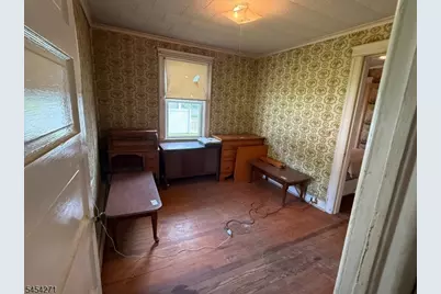 31 Ferro Monte Ave, Roxbury Township, NJ 07847 - Photo 22