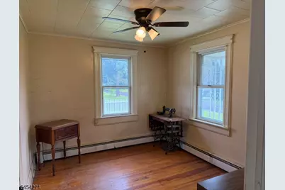 31 Ferro Monte Ave, Roxbury Township, NJ 07847 - Photo 18