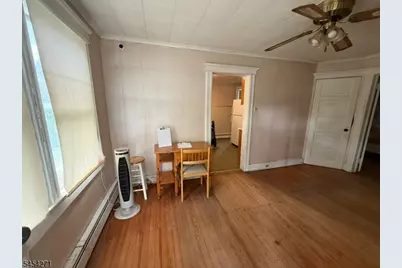 31 Ferro Monte Ave, Roxbury Township, NJ 07847 - Photo 10
