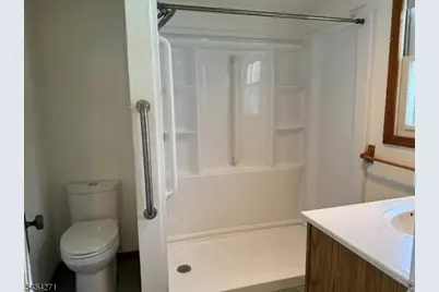 31 Ferro Monte Ave, Roxbury Township, NJ 07847 - Photo 16